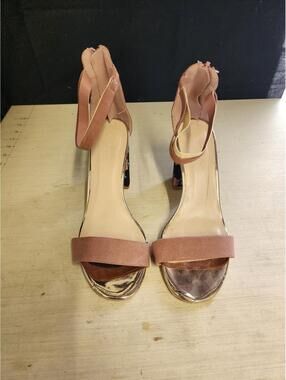 Size 6 Women's Ankle Strap Block Heel Sandals with Floral Heel Detail